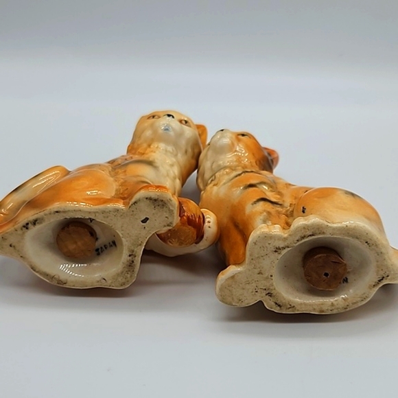 Pair of ceramic orange cat salt & pepper shakers - Picture 7 of 10